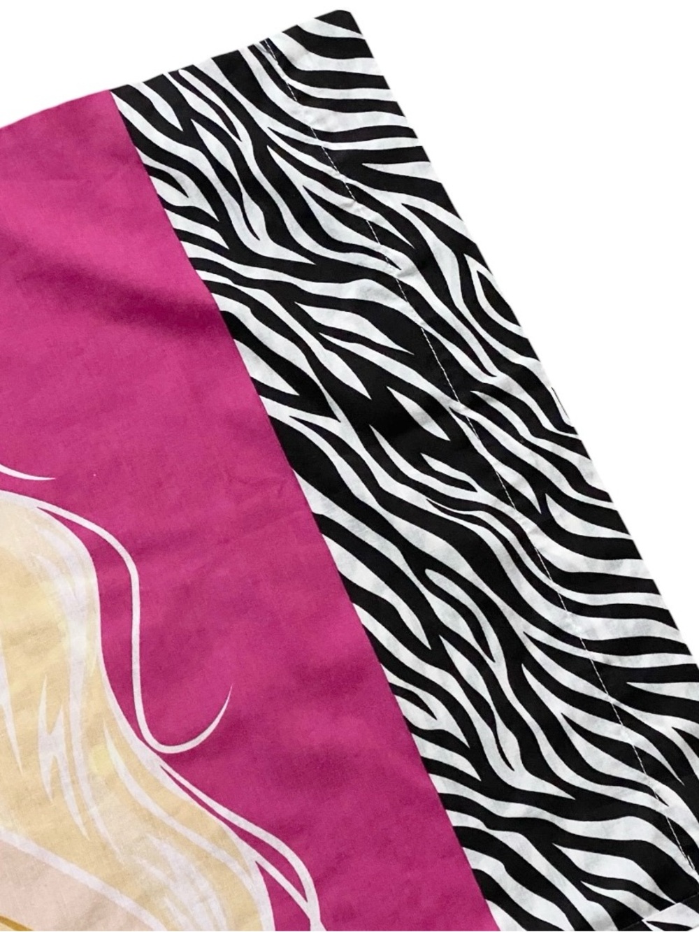Bratz Vintage Y2K Pillowcase Pink Zebra Print Doll Bedroom Decor - Picture 5 of 8